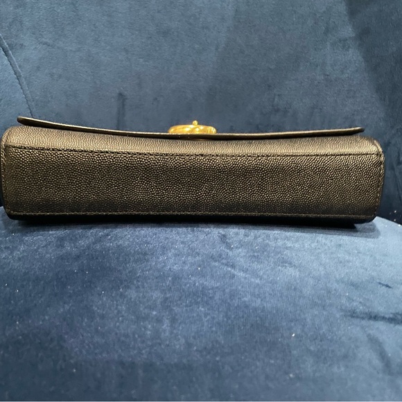 Coach Alexa Turnlock Clutch in Smooth Leather in Black/gold - Picture 6 of 10